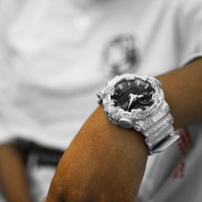 Casio GA-700CG-7AER