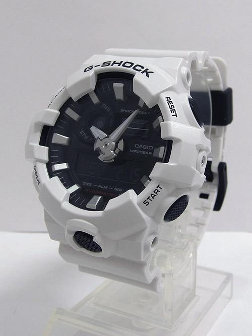 Casio GA-700-7AER