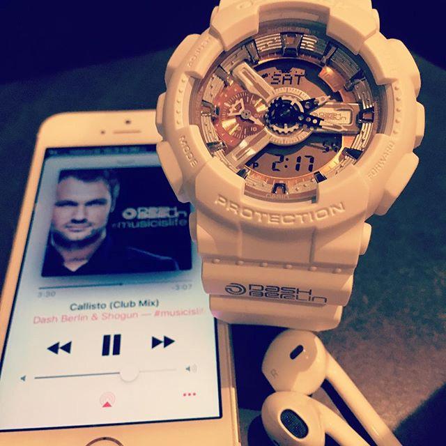Casio GA-110DB-7AER