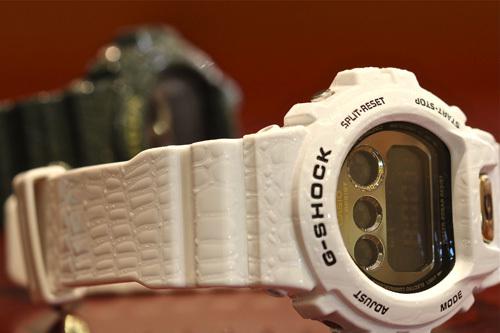 Casio DW-6900CR-7ER