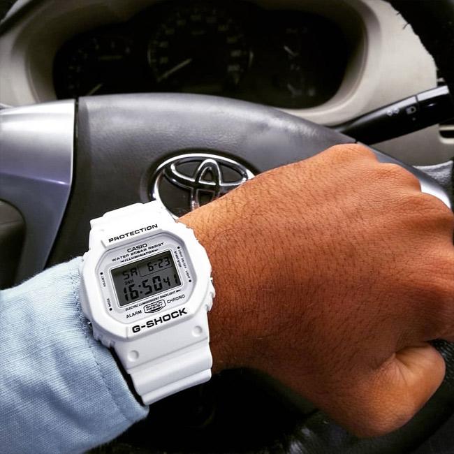 Casio DW-5600MW-7ER