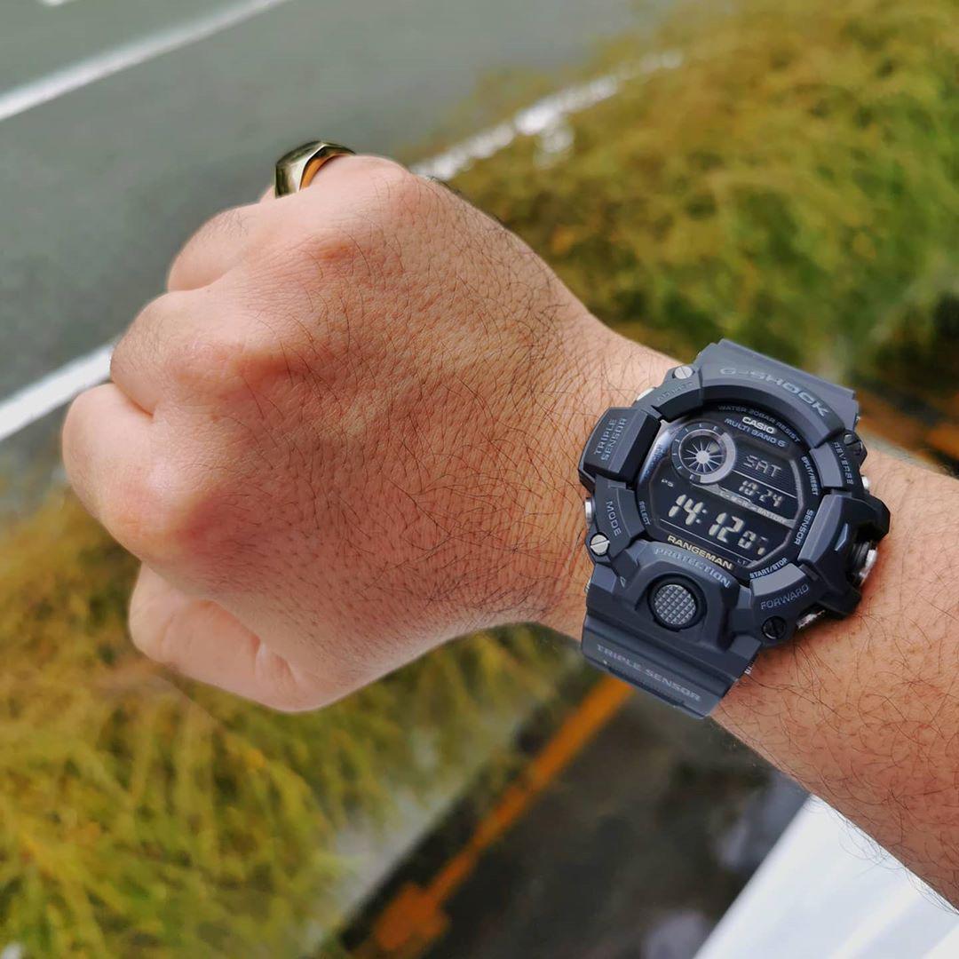Casio GW-9400-1B