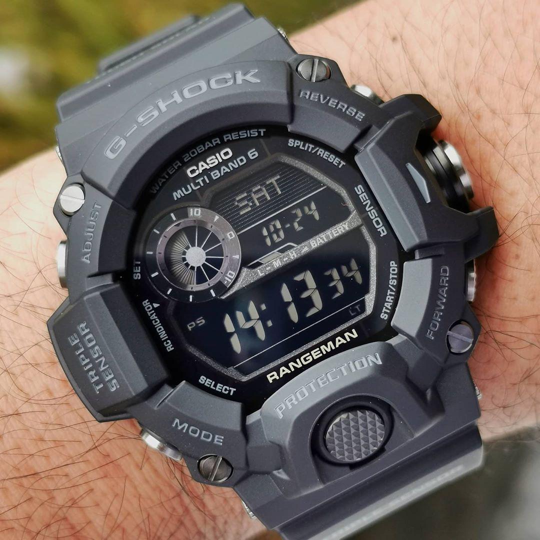 Casio GW-9400-1B
