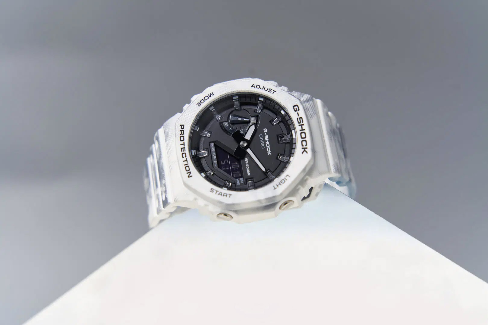 Casio GAE-2100GC-7A