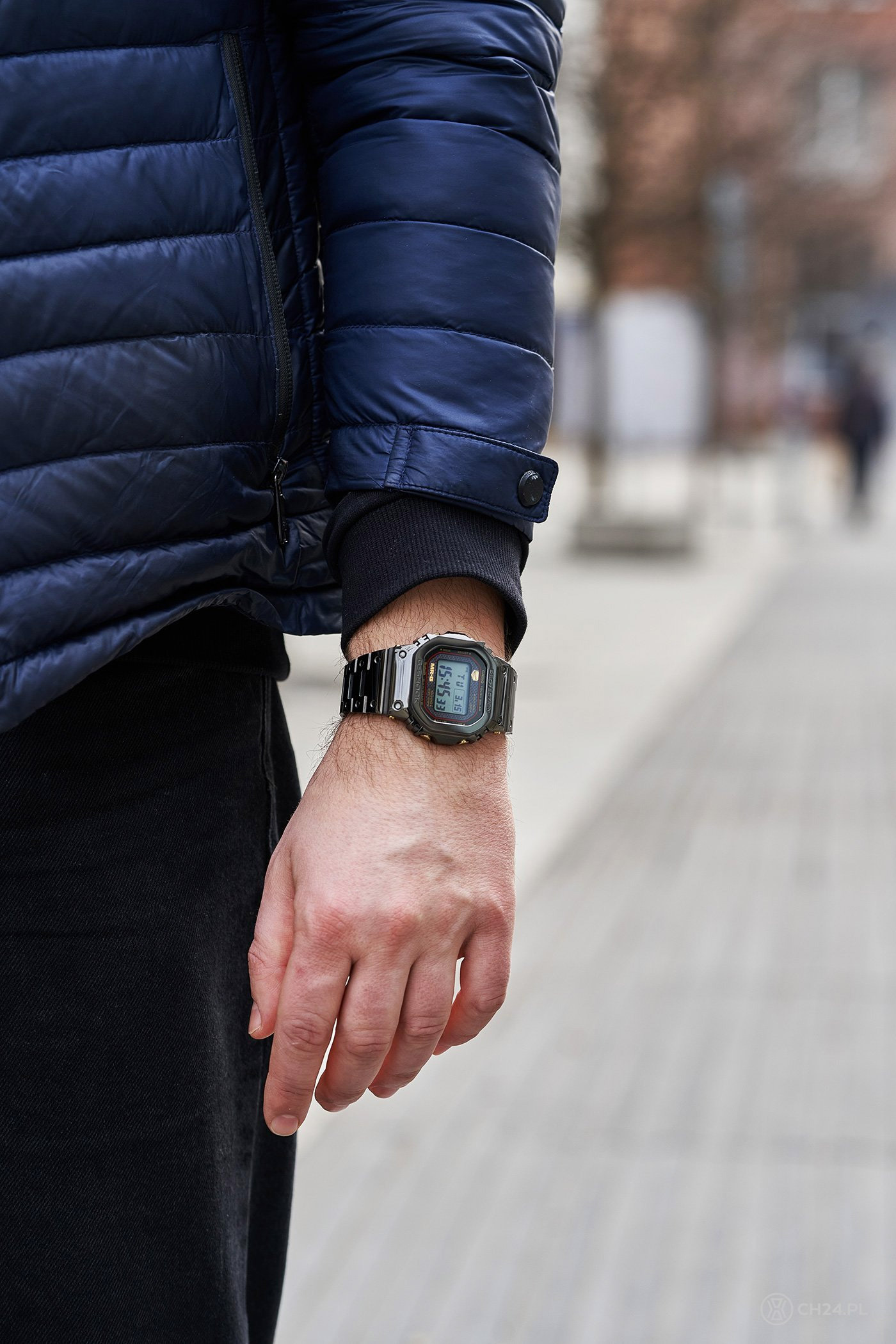 Casio MRG-B5000B-1E