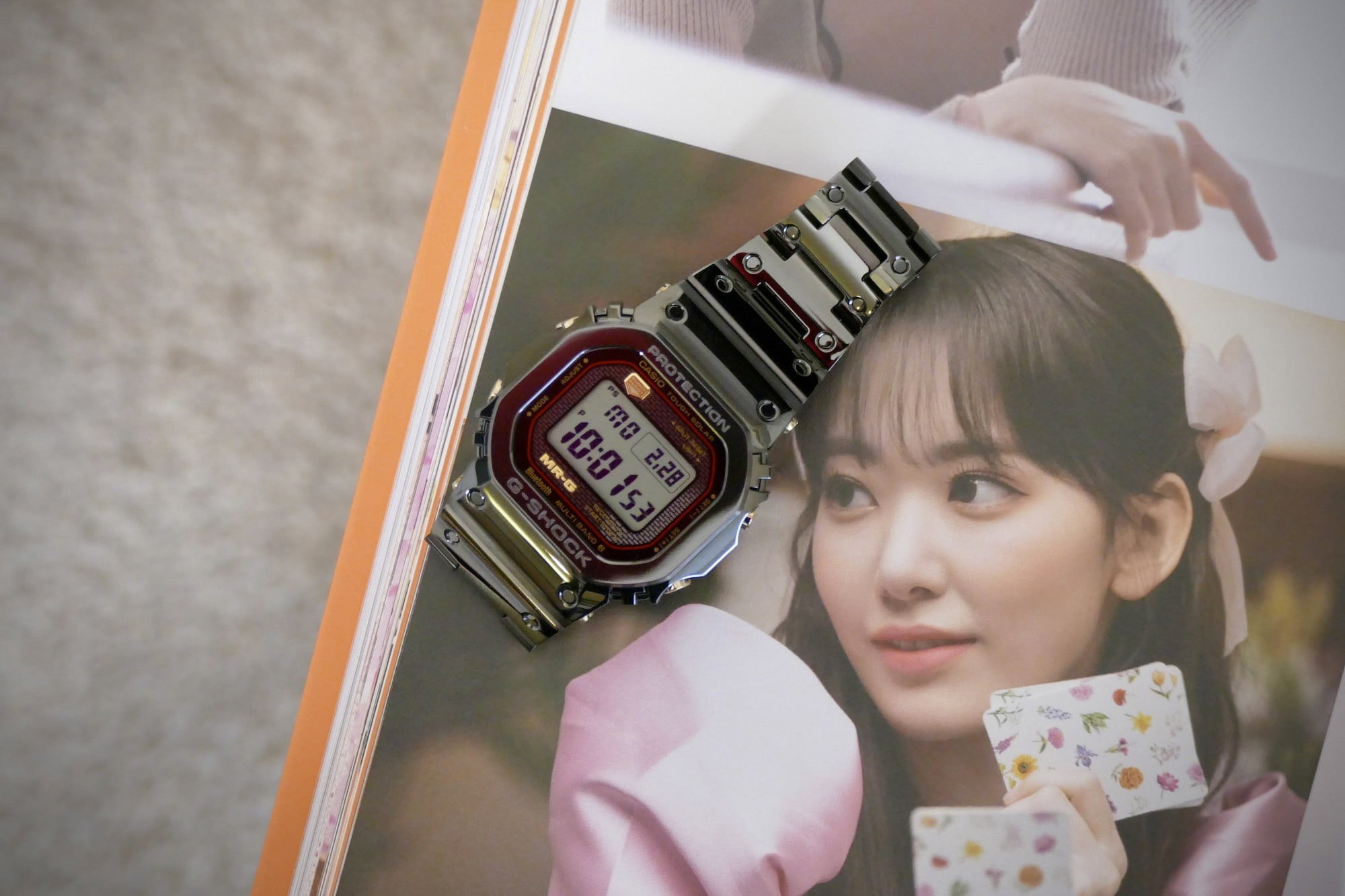 Casio MRG-B5000B-1E