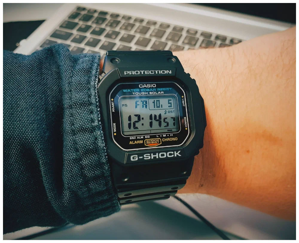 Casio G-5600UE-1E