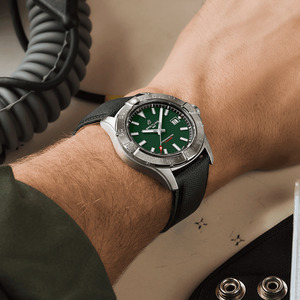 Breitling A17328101L1X1