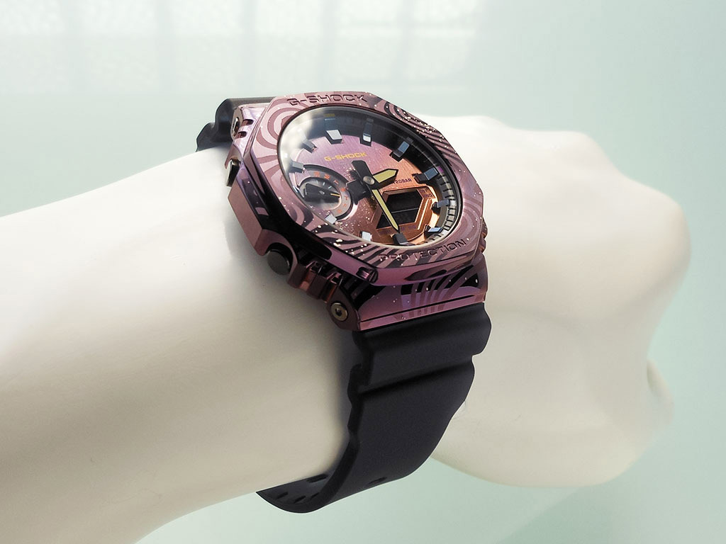 Casio GM-2100MWG-1A