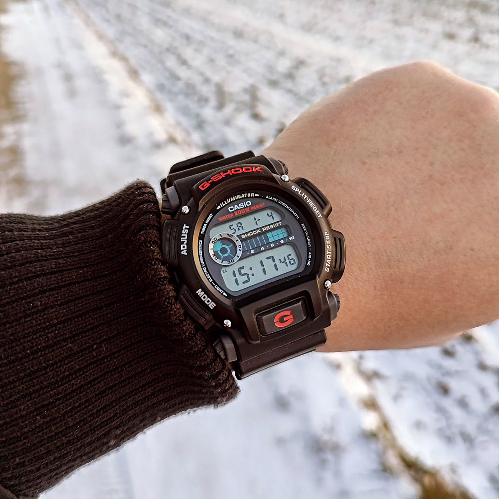 Casio DW-9052-1V