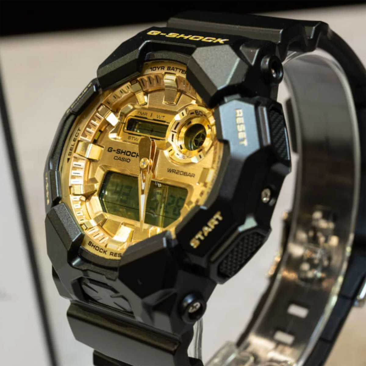 Casio GA-010GGB-1A9